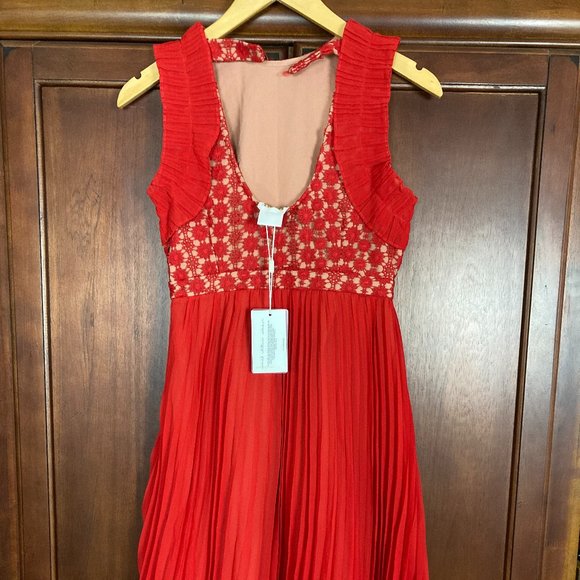 Foxiedox Red Pleated Lace Sleeveless Fit Flare Dress Size Small - Picture 8 of 10